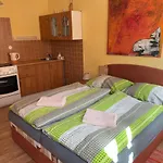 Pod Hradbami 3*