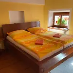 Pod Hradbami Guest house Prachatice