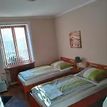 Pod Hradbami