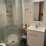 Pod Hradbami 3*