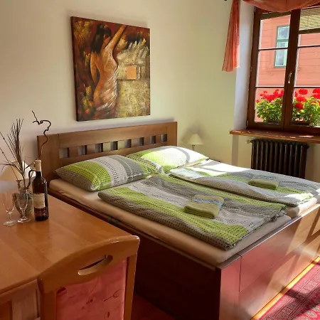 Gasthof Pod Hradbami 3*