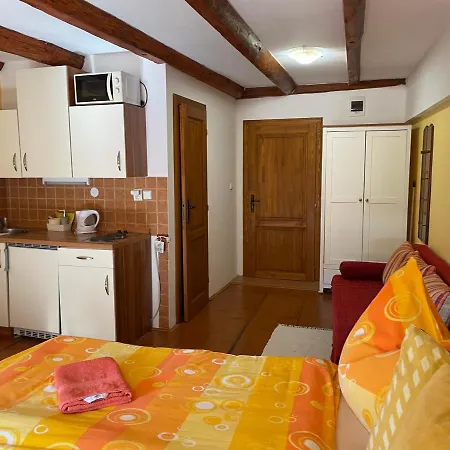 Pod Hradbami 3* Prachatice